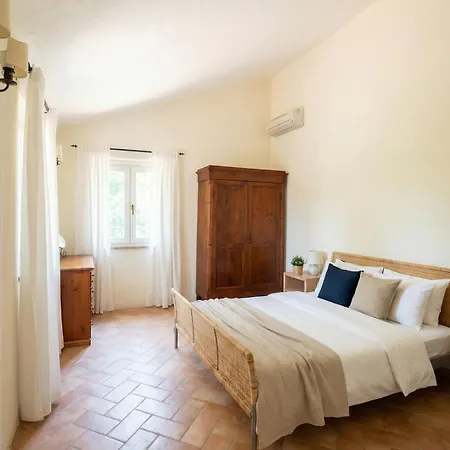 Country -private Pool, Jacuzzi, Tennis Court- * Bagnolo (Marche)