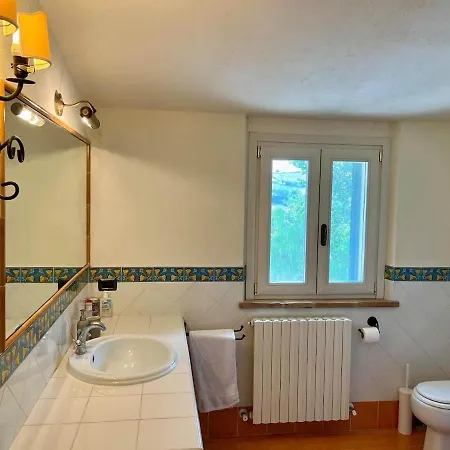Country -private Pool, Jacuzzi, Tennis Court- *