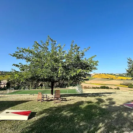 Country -private Pool, Jacuzzi, Tennis Court- Bagnolo (Marche)